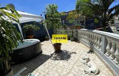 Imagem: A casa à venda possui 4 Dormitórios, 2 Banheiros, 3 Vagas