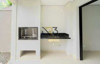 Imagem 9: Portal de Versalhes - Casa de rua