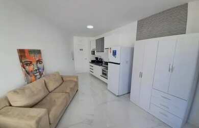 Imagem 3: ALUGO KITNET. Imóvel mobiliado, Ar-condicionado, 35m² de Áreae1 Vaga...