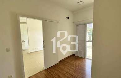 Imagem: O apartamento possui 1 Dormitório, 2 Banheiros, 1 Vaga na garagem