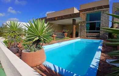 Imagem: A casa em condomínio possui 3 Dormitórios, 2 Banheiros, 2