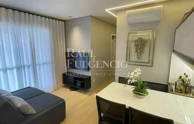 Imagem: O apartamento possui 2 Dormitórios, 2 Banheiros, 2 Vagas na