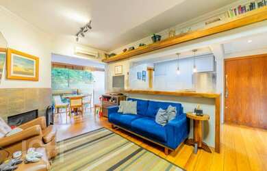 Imagem: O apartamento possui 2 Dormitórios, 2 Banheiros, 1 Vaga na