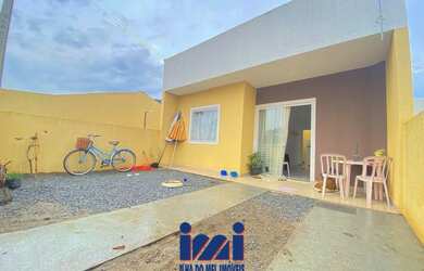 Imagem: A casa possui 2 Dormitórios, 1 Banheiro, 1 Vaga na garagem