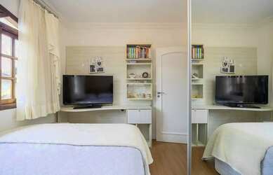 Imagem 12: Vendas Casa Curitiba PR. Churrasqueira, 215m² de Área, 5 Vagas na garageme4...