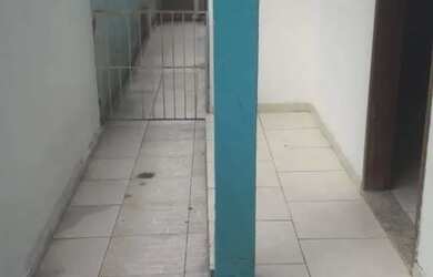 Imagem 4: Vendo casa. Piscina, Churrasqueira, Varandae75m² de Área