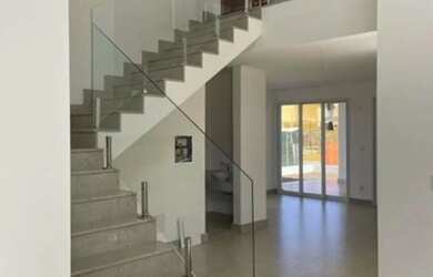 Imagem 2: Vendo casa no Condomínio Ipê II com 225,90m² e 3 suítes