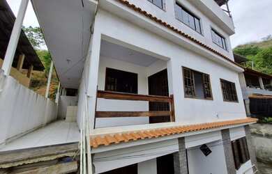 Imagem: O apartamento possui 2 Dormitórios e 1 Banheiro e está localizado