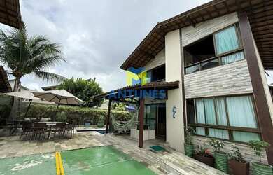 Imagem: A casa em condomínio possui 3 Dormitórios, 4 Banheiros, 2