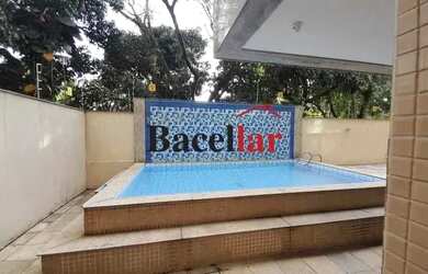 Imagem: O apartamento possui 3 Dormitórios, 3 Banheiros, 2 Vagas na