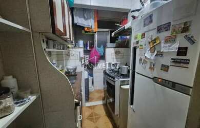 Imagem: O apartamento possui 1 Dormitório, 2 Banheiros, 1 Vaga na garagem