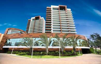 Imagem: O apartamento possui 4 Dormitórios, 5 Banheiros, 4 Vagas na