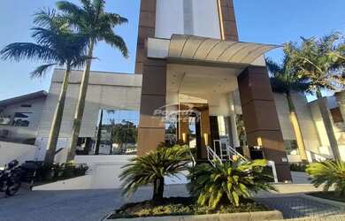 Imagem: O apartamento possui 1 Dormitório, 1 Banheiro, 1 Vaga na garagem