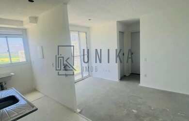 Imagem: O apartamento possui 2 Dormitórios, 2 Banheiros, 1 Vaga na