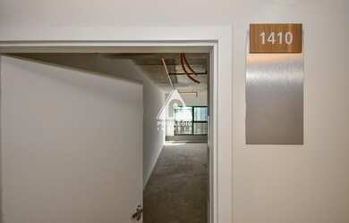 Imagem: O depósito possui 1 Vaga na garagem, 36m² de Área e está