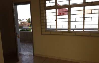 Imagem 8: Conjunto para alugar, 45 m² por R$ 900,00/mês - Novo Mundo - Curitiba/PR