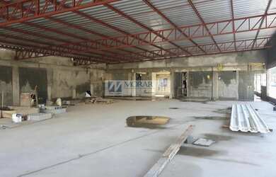 Imagem: O depósito possui 5 Vagas na garagem, 1.040m² de Área, Imóvel