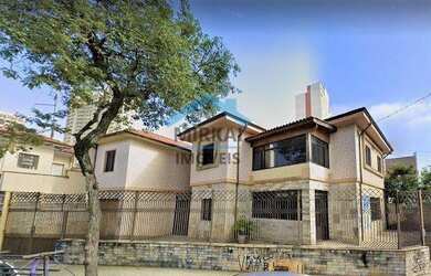 Imagem: A casa possui 5 Dormitórios, 4 Banheiros, 3 Vagas na garagem