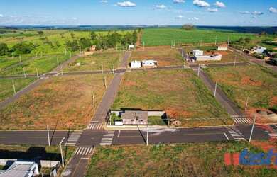 Imagem: O terreno possui 250m² de Área e está localizado em Lupionópolis