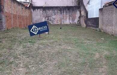 Imagem: O terreno possui 160m² de Área e está localizado em Capela