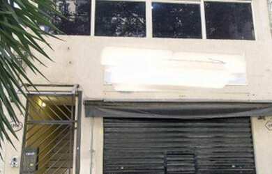 Imagem: O depósito possui 330m² de Área e está localizado em Vila