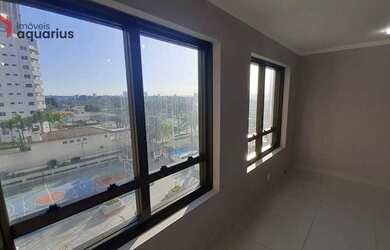 Imagem: O depósito possui 1 Vaga na garagem, 33m² de Área e está