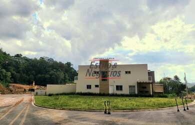 Imagem: O terreno possui 262m² de Área e está localizado em Parque