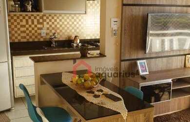 Imagem: O apartamento possui 2 Dormitórios, 1 Banheiro, 1 Vaga na garagem