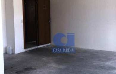 Imagem: O depósito possui 1 Vaga na garagem e 44m² de Área e está