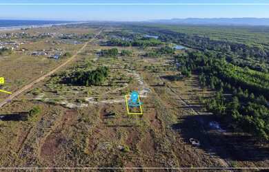 Imagem: O terreno possui 300m² de Área e está localizado em Balneário