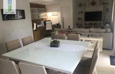 Imagem: O apartamento possui 3 Dormitórios, 2 Banheiros, 2 Vagas na