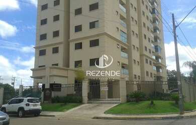 Imagem: O apartamento possui 3 Dormitórios, 1 Banheiro, 2 Vagas na