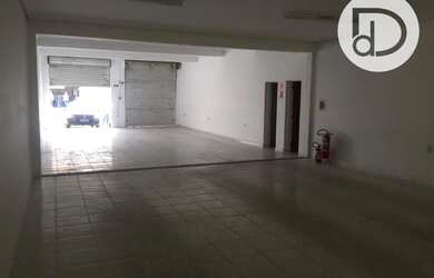 Imagem: O depósito possui 150m² de Área e está localizado em Capela