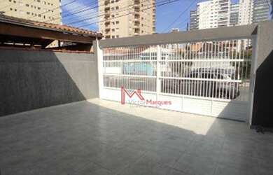 Imagem: A casa possui 2 Dormitórios, 1 Banheiro, 3 Vagas na garagem