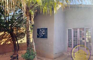 Imagem 2: Casa Cerrado 3 Goiânia. 250m² de Área, 1 Banheiroe2 Dormitórios