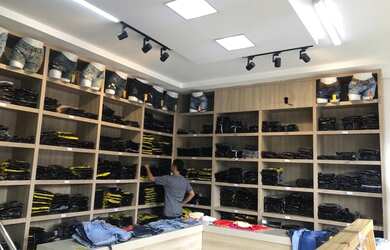 Imagem 2: Loja na região da 44. 64m² de Área