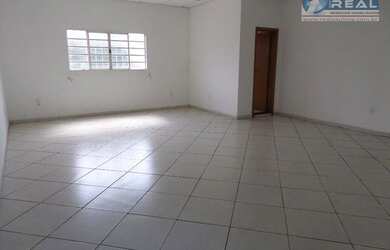 Imagem: O depósito possui 50m² de Área e está localizado em Paulínia