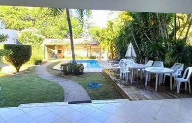 Imagem: A casa para alugar possui 5 Dormitórios, 5 Banheiros, 4 Vagas