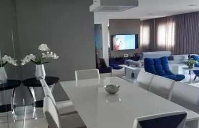 Imagem: O apartamento possui 3 Dormitórios, 4 Banheiros, 3 Vagas na