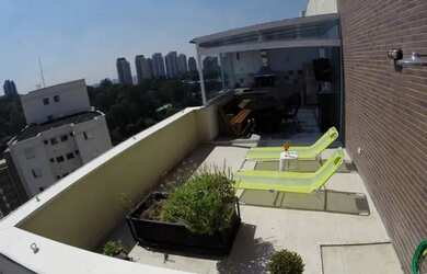 Imagem: O apartamento na cobertura possui 1 Dormitório, 2 Banheiros