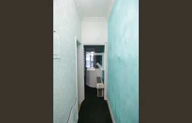 Imagem: O studio possui 1 Dormitório, 1 Banheiro, 75m² de Área e