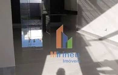 Imagem: A casa em condomínio possui 3 Dormitórios, 3 Banheiros, 4