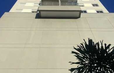 Imagem: O apartamento possui 1 Dormitório, 1 Banheiro, 37m² de Área