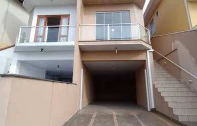 Imagem: A casa em condomínio possui 3 Dormitórios, 4 Banheiros, 5