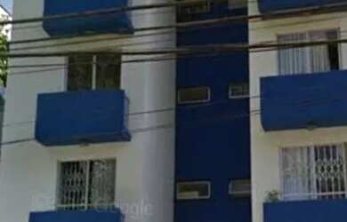 Imagem: O apartamento possui 2 Dormitórios, 1 Banheiro, 2 Vagas na