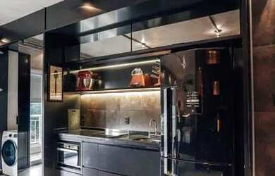 Imagem: O apartamento possui 1 Dormitório, 1 Banheiro, 2 Vagas na garagem