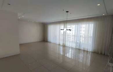 Imagem: O apartamento possui 4 Dormitórios, 3 Banheiros, 2 Vagas na