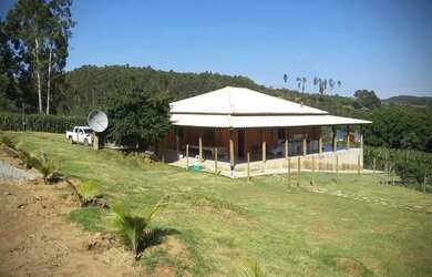 Imagem 13: Lindo Sitio Desterro de Entre Rios 18 hectares 180 mil metros muito verde...