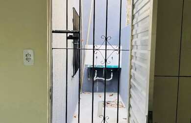 Imagem 11: 100 Financiada Casa 2/4 no centro de Ananindeua