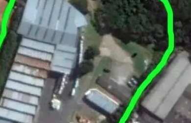 Imagem: O depósito possui 5 Vagas na garagem, 9.780m² de Área e